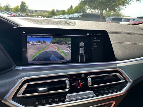 Used 2023 BMW X6 xDrive40i AWD/4WD image 28