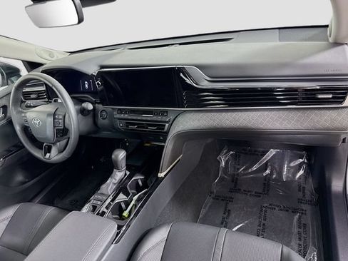 Certified 2025 Toyota Camry XLE w/ Premium Plus Package FWD image 31