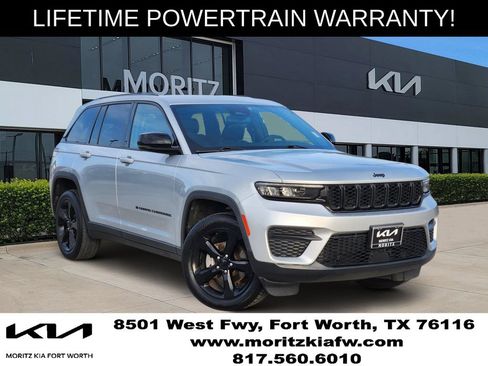 Used 2023 Jeep Grand Cherokee Altitude AWD/4WD image 1