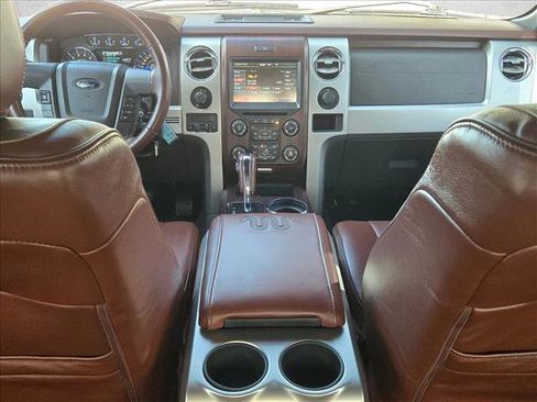 Used 2014 Ford F150 King Ranch w/ King Ranch Luxury Package image 19