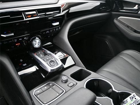 Certified 2023 Acura MDX SH-AWD w/ Technology Package image 4