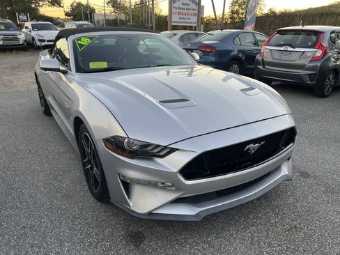 Used 2018 Ford Mustang GT Premium RWD image 5