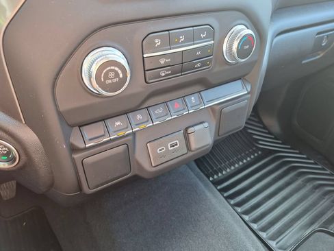 Used 2025 GMC Sierra 1500 Pro w/ Graphite Edition AWD/4WD image 19