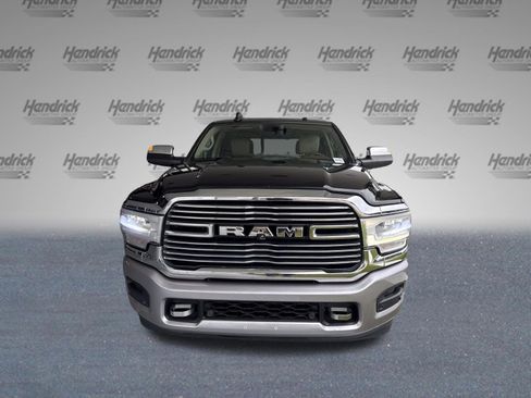 Used 2020 RAM 2500 Laramie AWD/4WD image 3