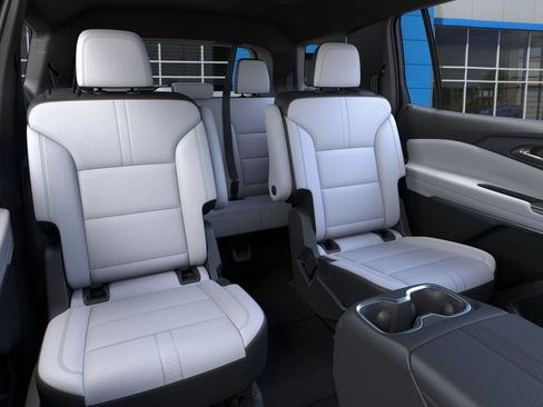 New 2026 Chevrolet Traverse High Country FWD image 17