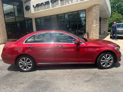 Used 2017 Mercedes-Benz C 300 4MATIC Sedan image 8