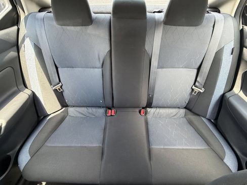 Used 2025 Nissan Versa SV FWD image 36