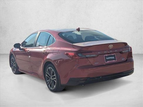 Used 2026 Toyota Camry XLE FWD image 10