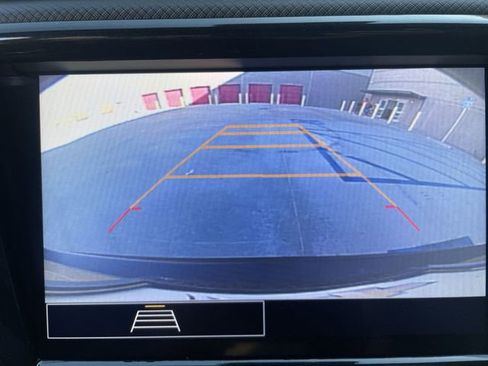 Used 2023 Chevrolet TrailBlazer RS w/ Sun and Liftgate Package image 14