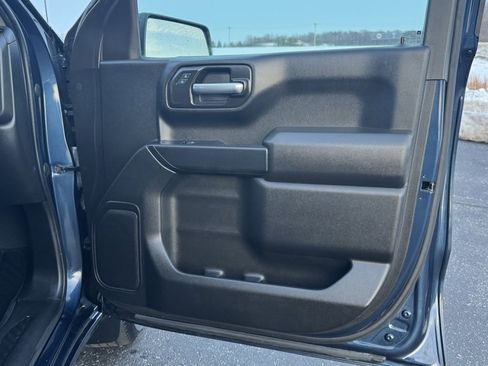 Used 2022 Chevrolet Silverado 1500 Custom image 18