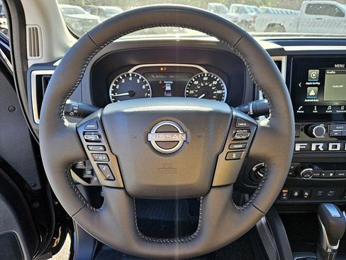 New 2026 Nissan Frontier SV image 25