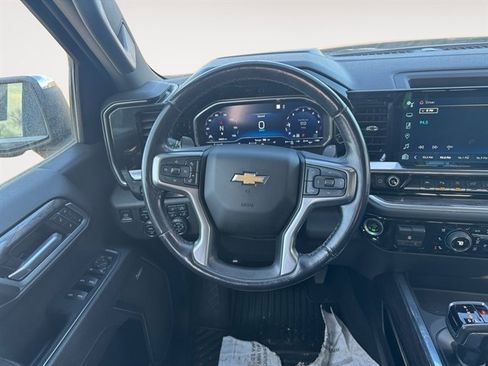 Used 2022 Chevrolet Silverado 1500 LTZ w/ LTZ Premium Package image 12