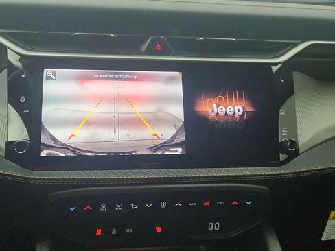 New 2026 Jeep Cherokee Limited AWD/4WD image 24