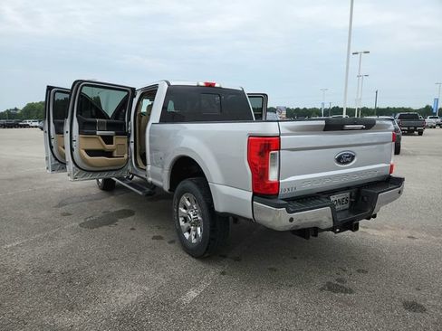 Used 2018 Ford F250 Lariat w/ Chrome Package AWD/4WD image 16