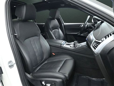 Used 2020 BMW X6 M50i w/ Executive Package image 24