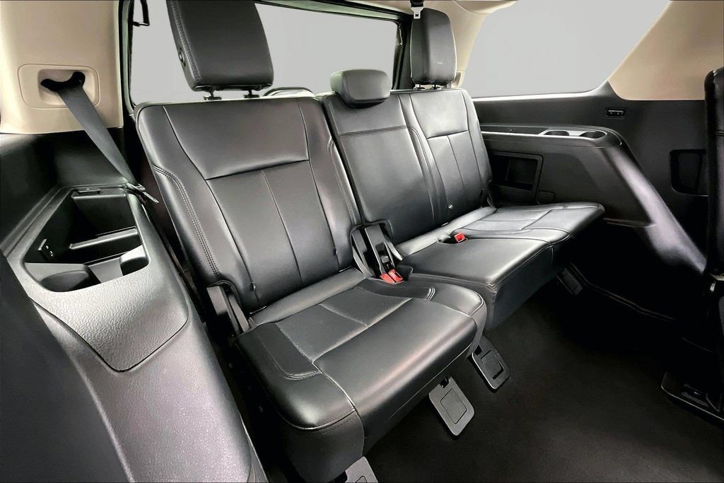 Certified 2024 Ford Expedition XLT AWD/4WD image 28