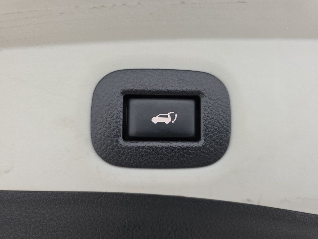 Used 2015 Nissan Rogue SL w/ SL Premium Package AWD/4WD image 36
