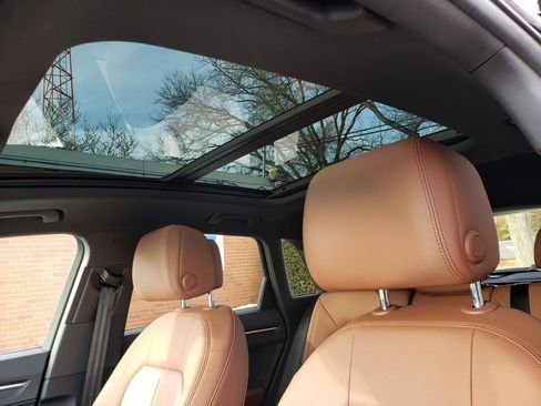 Used 2020 Audi Q3 2.0T Premium w/ Convenience Package image 10