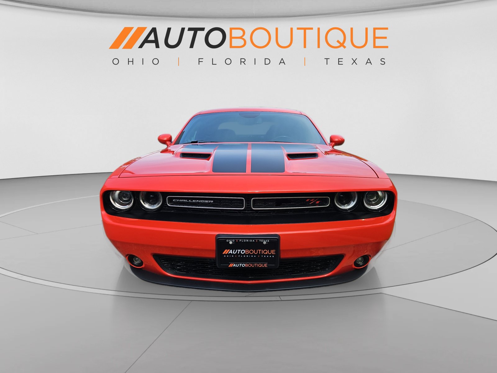 Used 2018 Dodge Challenger R/T w/ Cold Weather Group RWD image 9
