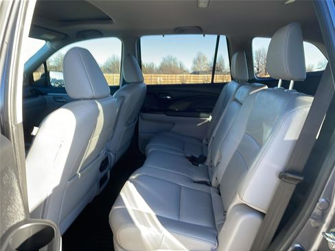 Used 2019 Honda Pilot EX-L image 18