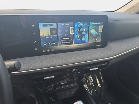 New 2026 Nissan Kicks SV w/ Cold Weather Package FWD image 19