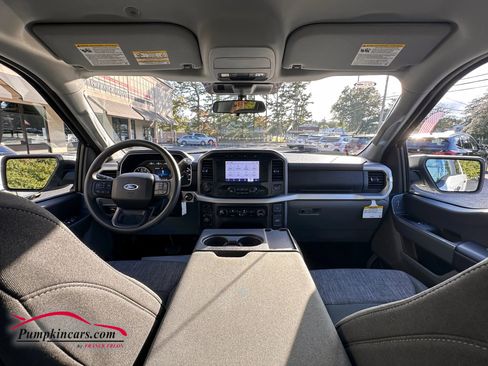 Used 2023 Ford F150 XLT w/ Trailer Tow Package image 7