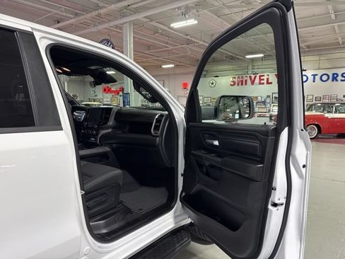 New 2026 RAM 1500 Express AWD/4WD image 47