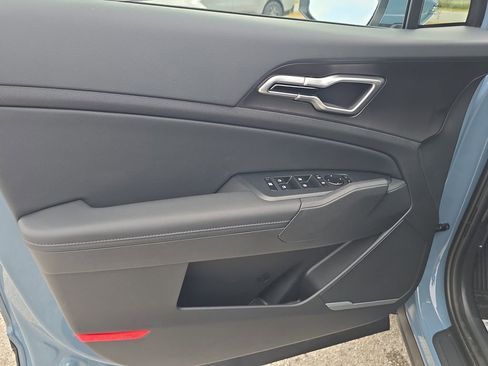 New 2026 Kia Sportage EX image 18