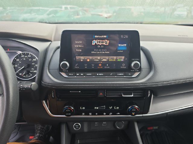 Used 2021 Nissan Rogue SV AWD/4WD image 18