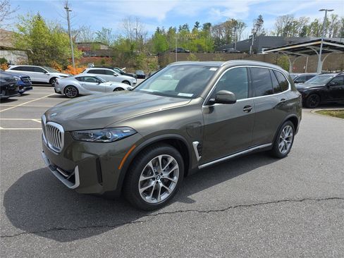 New 2026 BMW X5 xDrive50e w/ Climate Comfort Package AWD/4WD image 7