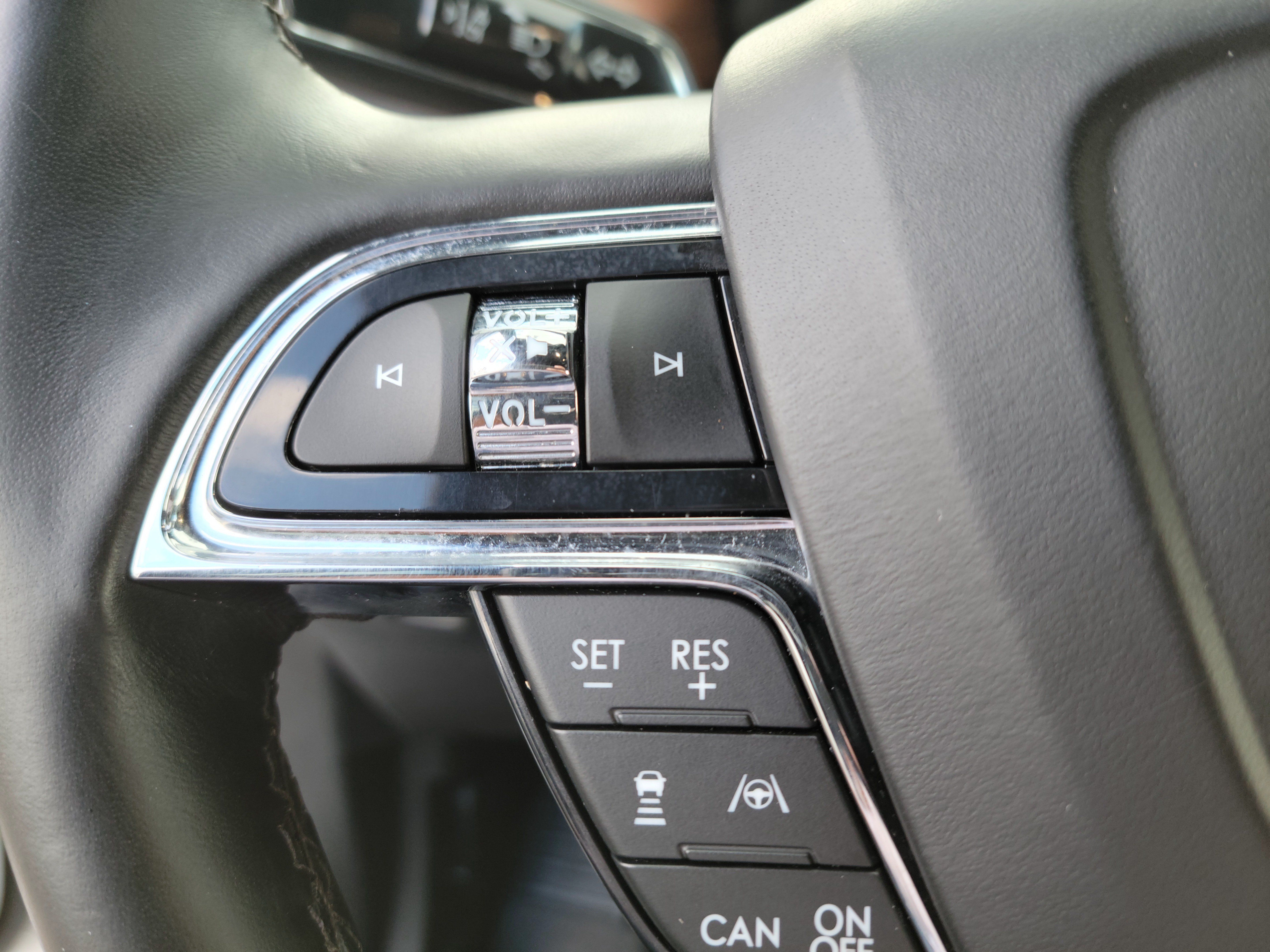 Used 2020 Lincoln Nautilus Reserve FWD image 20