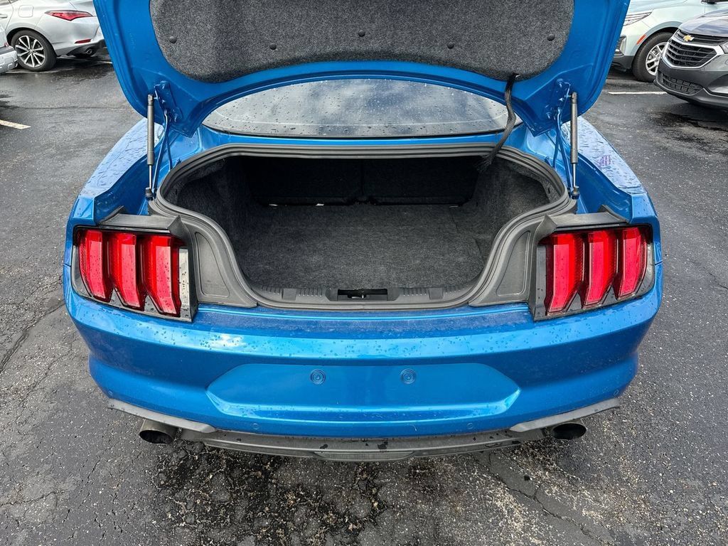 Used 2019 Ford Mustang Premium RWD image 23