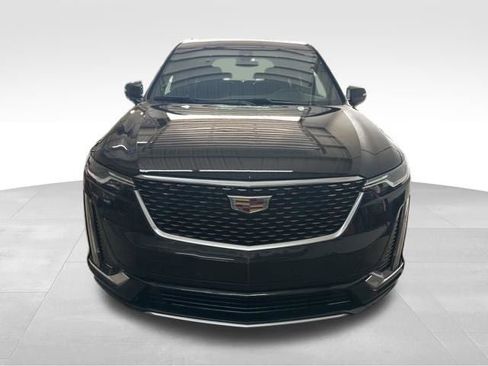 Certified 2023 Cadillac XT6 Premium Luxury AWD/4WD image 2