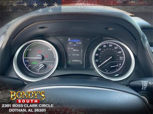 Used 2022 Toyota Camry LE image 4