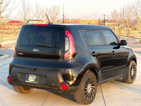 Used 2015 Kia Soul image 6