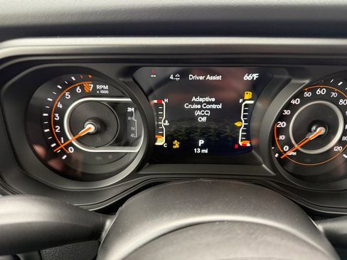 New 2026 Jeep Gladiator Rubicon w/ Safety Group AWD/4WD image 34