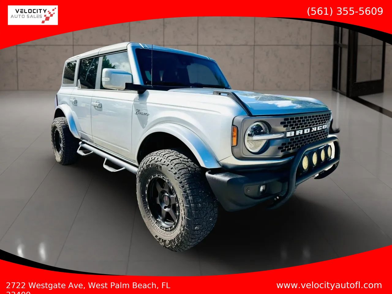 Used 2023 Ford Bronco Outer Banks AWD/4WD image 1