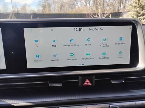 New 2025 Hyundai Ioniq 6 SE RWD image 28