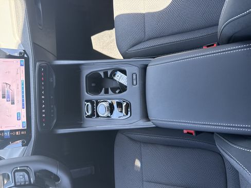 New 2026 Jeep Cherokee Laredo AWD/4WD image 31