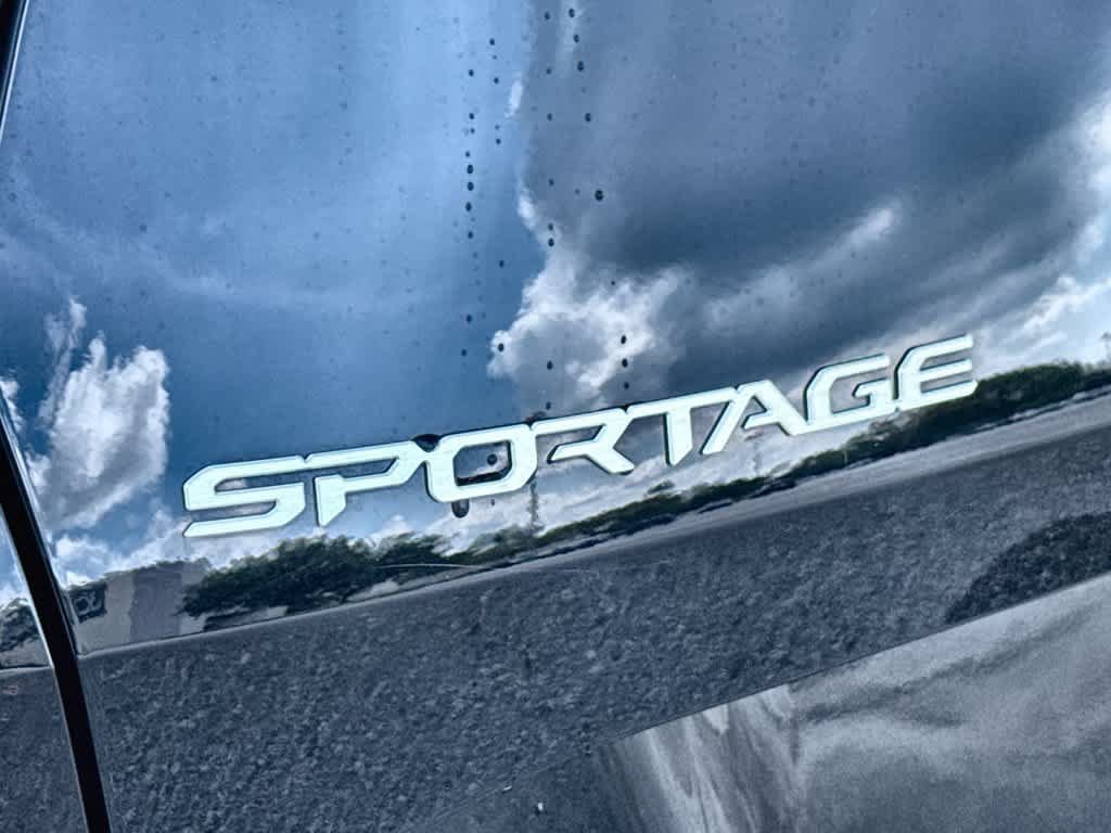 Certified 2024 Kia Sportage SX FWD image 10