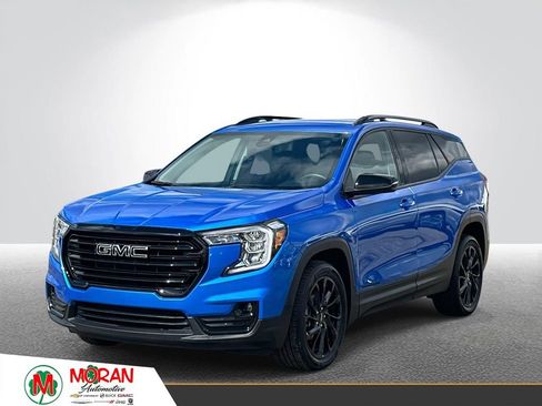 Used 2024 GMC Terrain SLT w/ Elevation Edition image 1