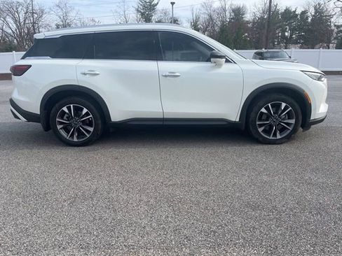 Certified 2023 INFINITI QX60 Luxe w/ Cargo Package image 2