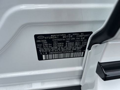 New 2026 Genesis GV60 RWD image 39