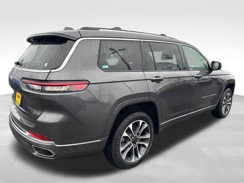 Used 2022 Jeep Grand Cherokee L Overland w/ Luxury Tech Group IV image 10