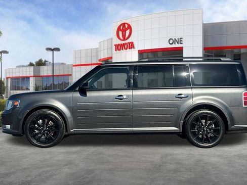 Used 2017 Ford Flex SEL w/ Equipment Group 202A FWD image 8