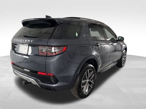 New 2025 Land Rover Discovery Sport S image 7
