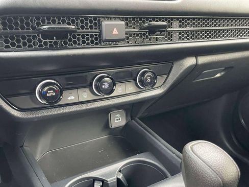 Certified 2023 Honda HR-V LX image 26