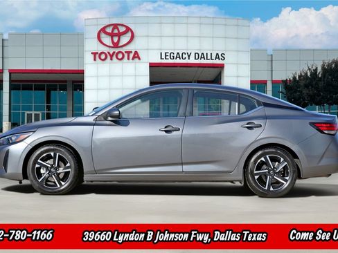 Used 2024 Nissan Sentra SV FWD image 6
