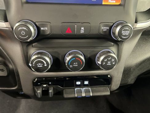 Used 2022 RAM 2500 Big Horn w/ Protection Group image 12