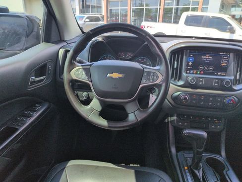 Used 2019 Chevrolet Colorado Z71 AWD/4WD image 13